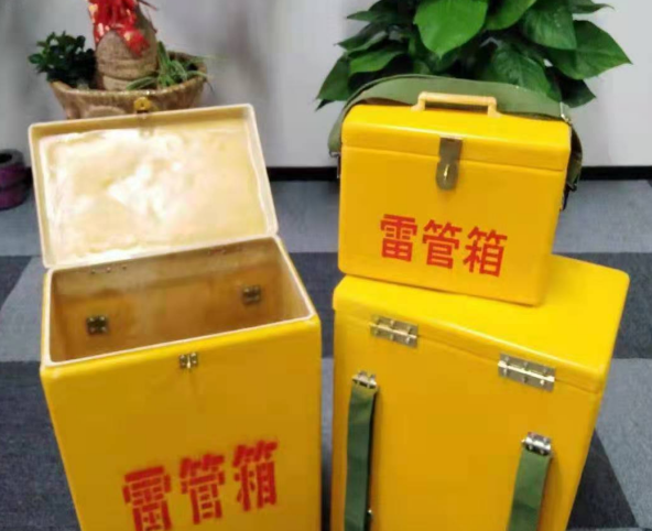 高平玻璃钢雷管箱有哪些特点